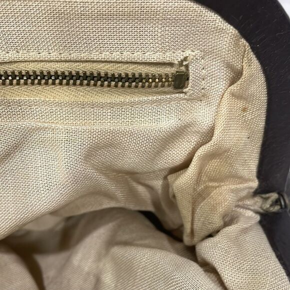 Roger Van S Gold Medallion‎ Vintage Genuine Suede Bag Baguette Brown Retro - Picture 12 of 12